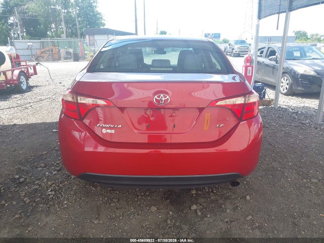 45689922 :رقم المزاد ، 2T1BURHEXJC064636 vin ، 2018 Toyota Corolla Le مزاد بيع