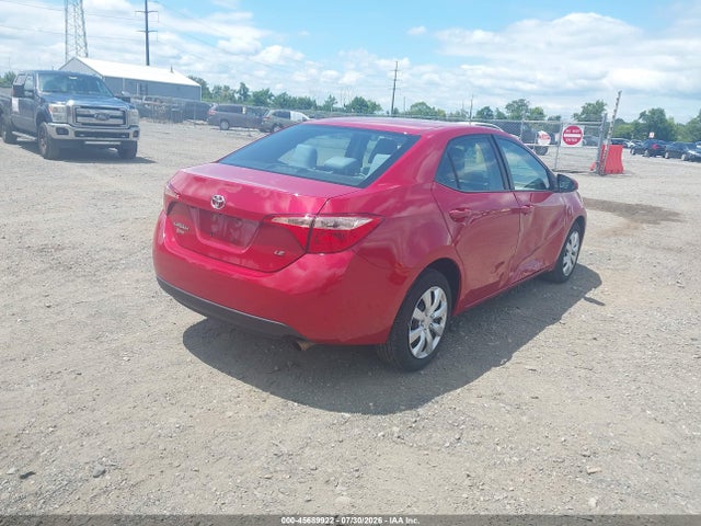 45689922 :رقم المزاد ، 2T1BURHEXJC064636 vin ، 2018 Toyota Corolla Le مزاد بيع