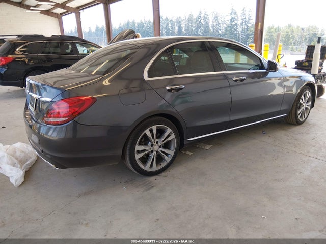 55SWF4JB9FU059542 Mercedes-Benz C 300