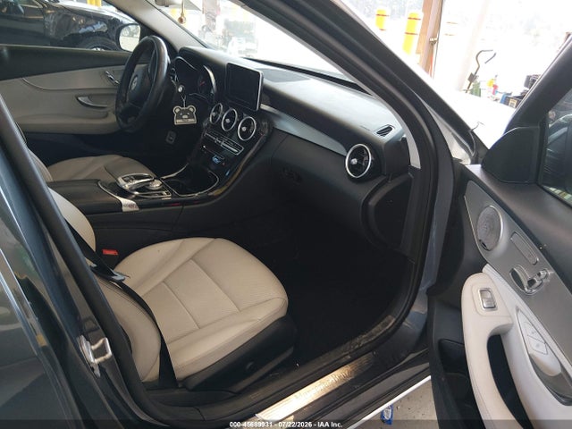 55SWF4JB9FU059542 Mercedes-Benz C 300