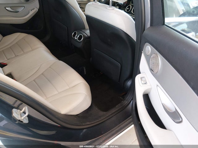 55SWF4JB9FU059542 Mercedes-Benz C 300