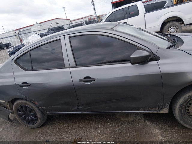 45689933 :رقم المزاد ، 3N1CN7AP0HL878371 vin ، 2017 Nissan Versa 1.6 S+ مزاد بيع