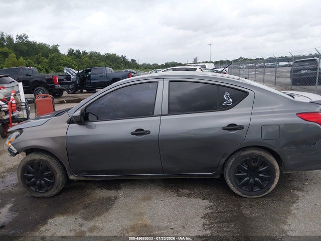 45689933 :رقم المزاد ، 3N1CN7AP0HL878371 vin ، 2017 Nissan Versa 1.6 S+ مزاد بيع