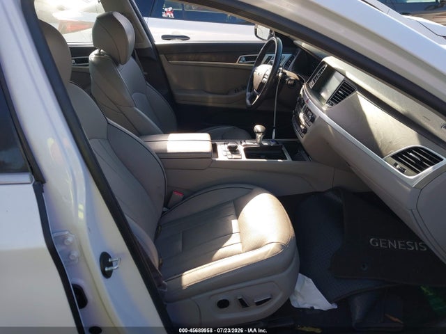 Продажа на аукционе авто 2019 Genesis G80 3.8, vin: KMTFN4JE8KU315204, номер лота: 45689958