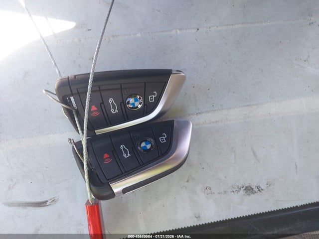 3MW69FF04R8E71174 BMW 330I