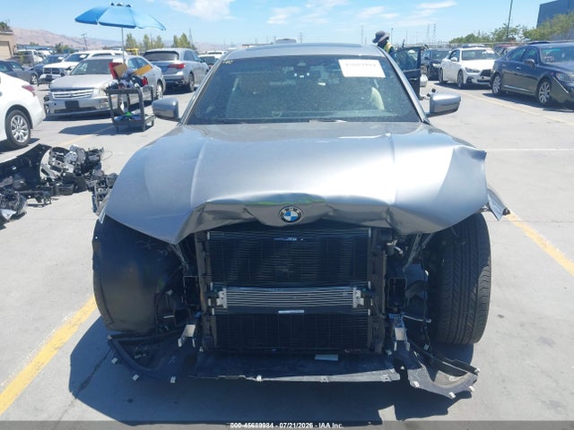 3MW69FF04R8E71174 BMW 330I