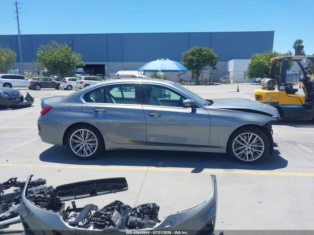 3MW69FF04R8E71174 BMW 330I