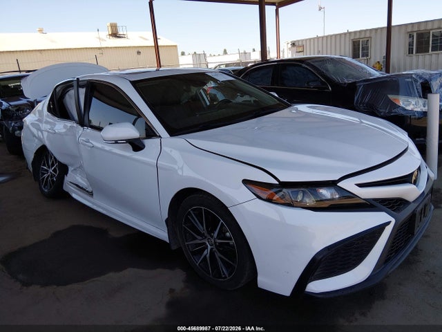 4T1T11AK8PU836248 Toyota CAMRY SE