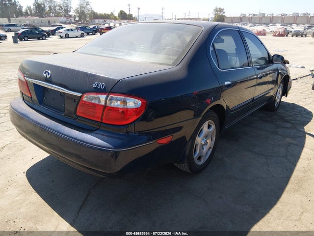 2001 Infiniti I30 Luxury მანქანა იყიდება აუქციონზე, vin: JNKCA31A81T022605, აუქციონის ნომერი: 45689994