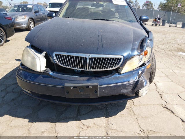 2001 Infiniti I30 Luxury მანქანა იყიდება აუქციონზე, vin: JNKCA31A81T022605, აუქციონის ნომერი: 45689994
