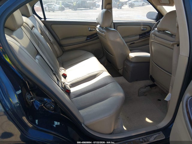 2001 Infiniti I30 Luxury მანქანა იყიდება აუქციონზე, vin: JNKCA31A81T022605, აუქციონის ნომერი: 45689994