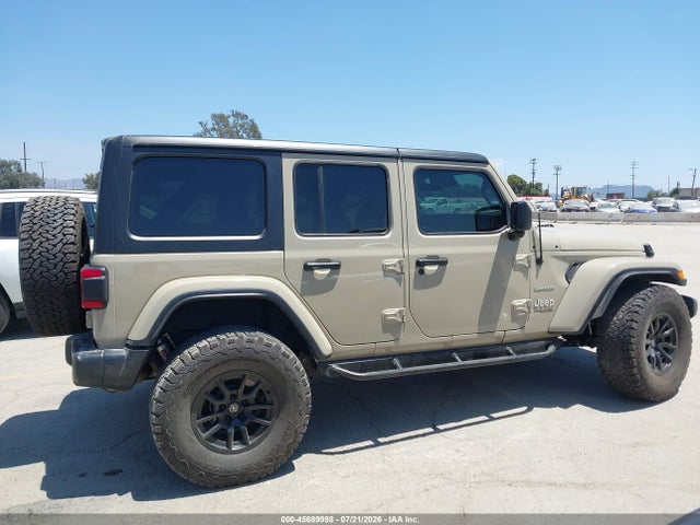 1C4HJXEG7NW260592 Jeep Wrangler Unlimited Sahara 4x4