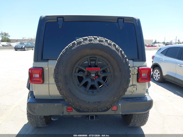 1C4HJXEG7NW260592 Jeep Wrangler Unlimited Sahara 4x4