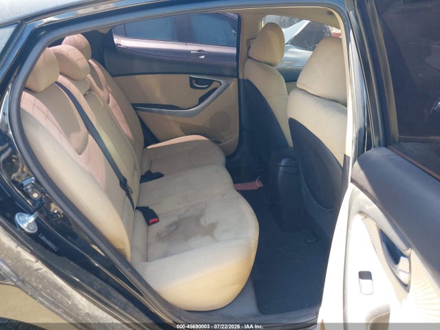 Продажа на аукционе авто 2011 Hyundai Elantra Gls, vin: 5NPDH4AE9BH000404, номер лота: 45690003