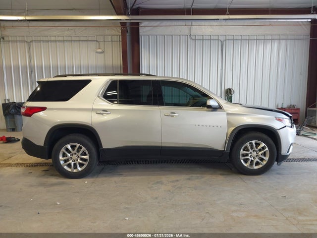Продажа на аукционе авто 2021 Chevrolet Traverse Awd Lt Cloth, vin: 1GNEVGKW5MJ158228, номер лота: 45690026