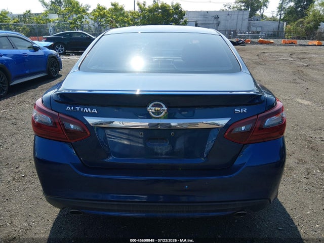 2017 Nissan Altima 2.5 Sr მანქანა იყიდება აუქციონზე, vin: 1N4AL3AP5HC493120, აუქციონის ნომერი: 45690048