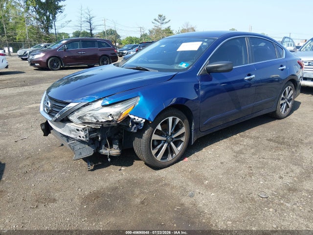 2017 Nissan Altima 2.5 Sr მანქანა იყიდება აუქციონზე, vin: 1N4AL3AP5HC493120, აუქციონის ნომერი: 45690048