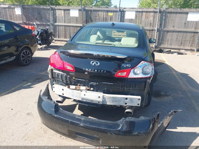 45690058 :رقم المزاد ، JN1CV6AR8FM524628 vin ، 2015 Infiniti Q40 مزاد بيع
