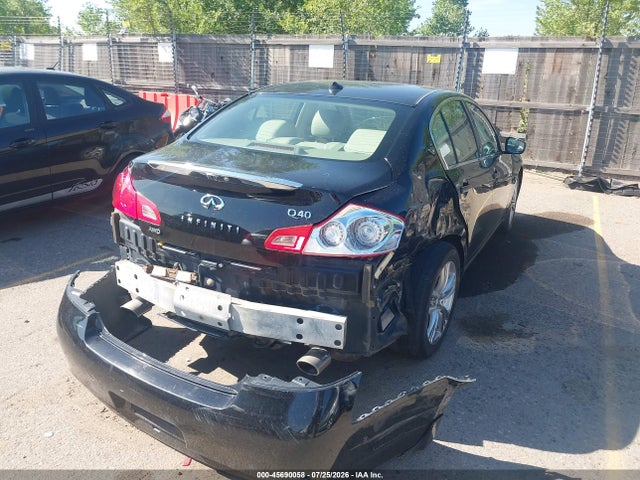 45690058 :رقم المزاد ، JN1CV6AR8FM524628 vin ، 2015 Infiniti Q40 مزاد بيع