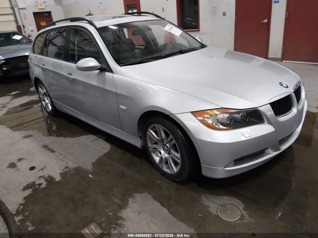 Продажа на аукционе авто 2007 Bmw 328xi, vin: WBAVT73517FZ36050, номер лота: 45690062