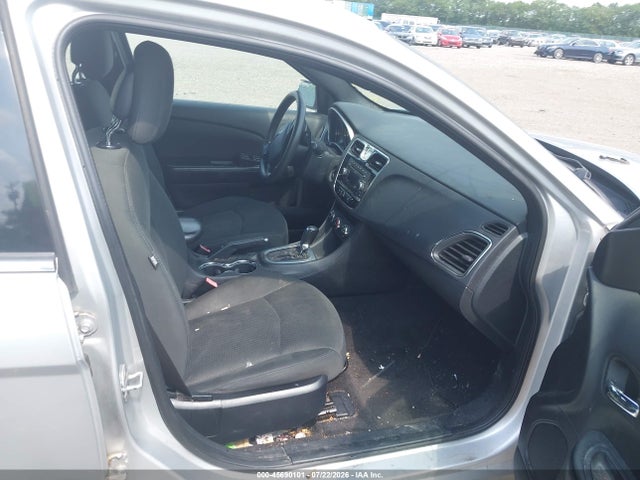 Aukcja sprzedaży 2011 Chrysler 200 Lx, vin: 1C3BC4FG5BN530972, numer aukcji: 45690101
