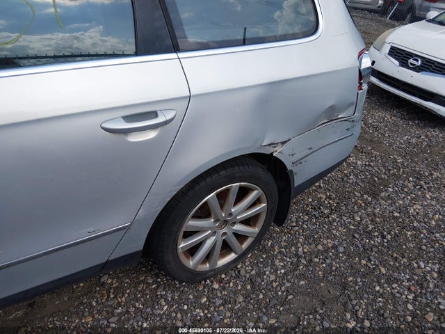 Aukcja sprzedaży 2010 Volkswagen Passat Komfort, vin: WVWXK7AN9AE155727, numer aukcji: 45690105