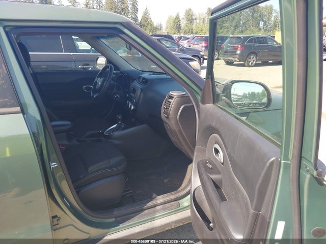 KNDJP3A58E7047853 KIA SOUL +