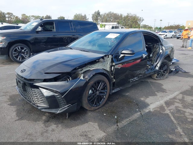 Toyota CAMRY SE 2025 4T1DAACK0SU648284 Image 2