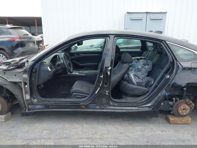 Продаж на аукціоні авто 2019 Honda Accord Sport 2.0t, vin: 1HGCV2F30KA021358, номер лоту: 45690128