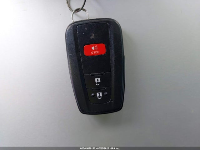 JTDL9RFU1K3001032 Toyota PRIUS XLE