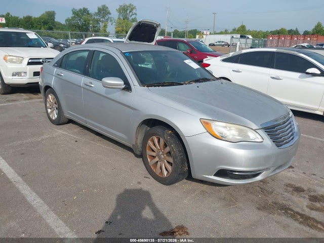 45690135 :رقم المزاد ، 1C3CCBAB2CN244700 vin ، 2012 Chrysler 200 Lx مزاد بيع