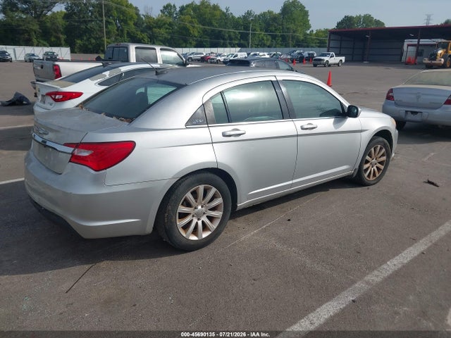 45690135 :رقم المزاد ، 1C3CCBAB2CN244700 vin ، 2012 Chrysler 200 Lx مزاد بيع