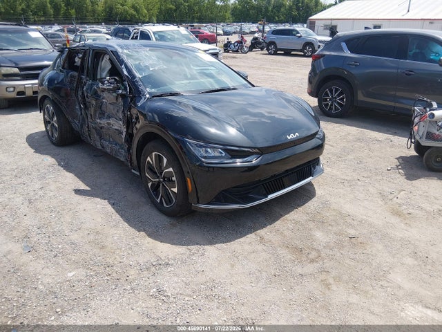 Auction sale of the 2024 Kia Ev6 Wind, vin: KNDC3DLCXR5198295, lot number: 45690141