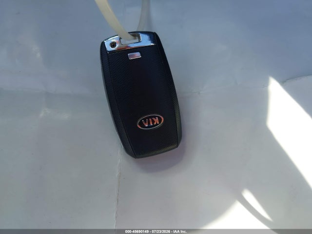 5XXGV4L26HG125213 KIA Optima Sxl Turbo
