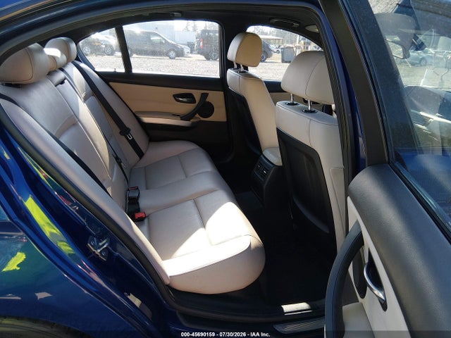 Продажа на аукционе авто 2011 Bmw 328i, vin: WBAPH7C59BE723565, номер лота: 45690159