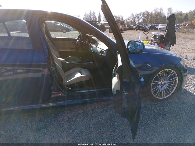 Продажа на аукционе авто 2011 Bmw 328i, vin: WBAPH7C59BE723565, номер лота: 45690159