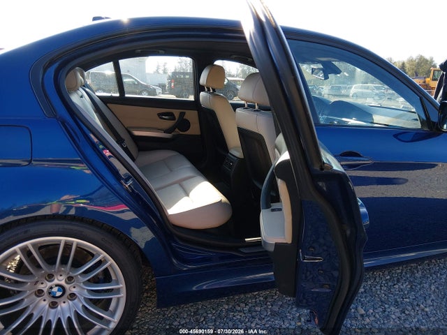 Продажа на аукционе авто 2011 Bmw 328i, vin: WBAPH7C59BE723565, номер лота: 45690159