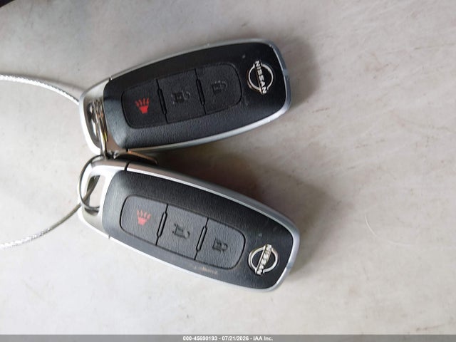 3N1CP5BV6SL474090 Nissan Kicks Play S