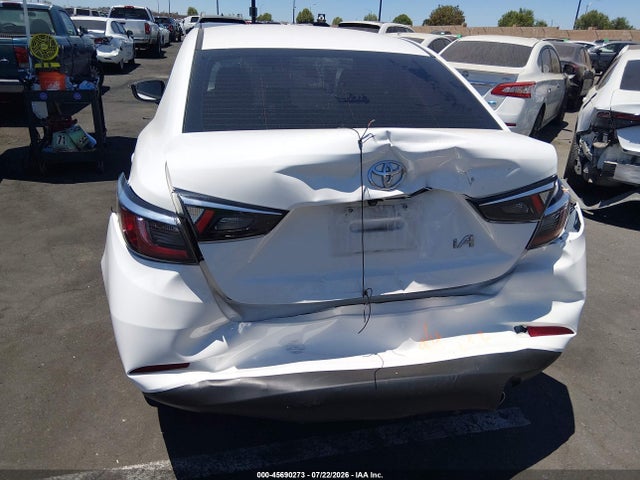 3MYDLBYV6HY161122 Toyota YARIS IA