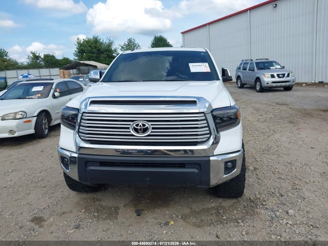 45690274 :رقم المزاد ، 5TFFW5F16GX202512 vin ، 2016 Toyota Tundra Limited 5.7l V8 مزاد بيع