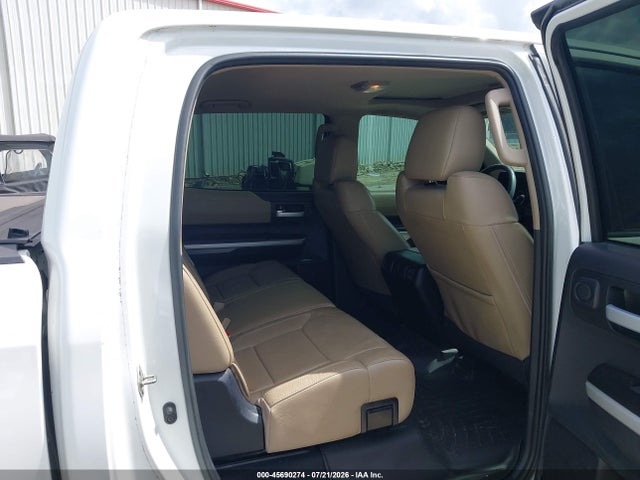 45690274 :رقم المزاد ، 5TFFW5F16GX202512 vin ، 2016 Toyota Tundra Limited 5.7l V8 مزاد بيع