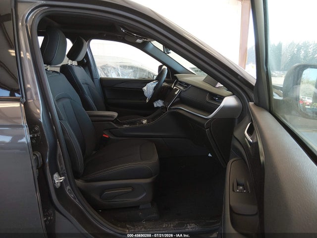 Продажа на аукционе авто 2025 Jeep Grand Cherokee L Laredo X 4x4, vin: 1C4RJKAG0S8644923, номер лота: 45690288