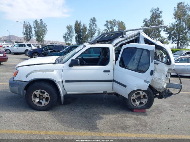 45690295 :رقم المزاد ، 5N1ED28TXYC590542 vin ، 2000 Nissan Xterra Se/xe مزاد بيع