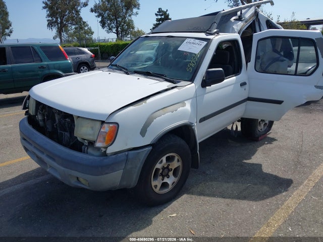 45690295 :رقم المزاد ، 5N1ED28TXYC590542 vin ، 2000 Nissan Xterra Se/xe مزاد بيع