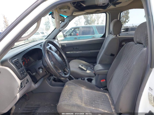 45690295 :رقم المزاد ، 5N1ED28TXYC590542 vin ، 2000 Nissan Xterra Se/xe مزاد بيع