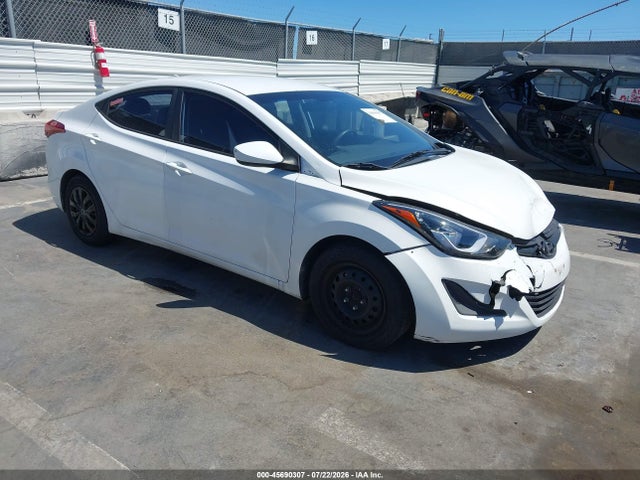 Auction sale of the 2016 Hyundai Elantra Se, vin: 5NPDH4AE8GH713589, lot number: 45690307