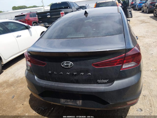 2020 Hyundai Elantra Value Edition მანქანა იყიდება აუქციონზე, vin: 5NPD84LF4LH584492, აუქციონის ნომერი: 45690322
