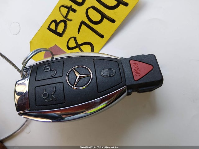 55SWF4JB3HU211608 Mercedes-Benz C 300