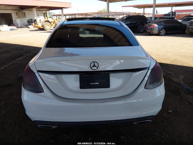 55SWF4JB3HU211608 Mercedes-Benz C 300