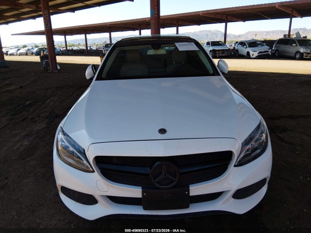 55SWF4JB3HU211608 Mercedes-Benz C 300